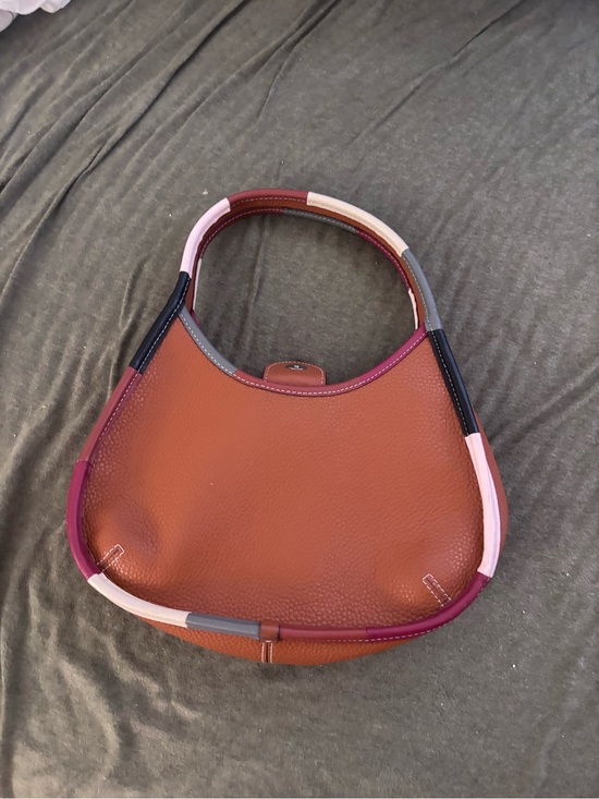 Coach Handbags - Tan Coach Coachtopia Ergo bag